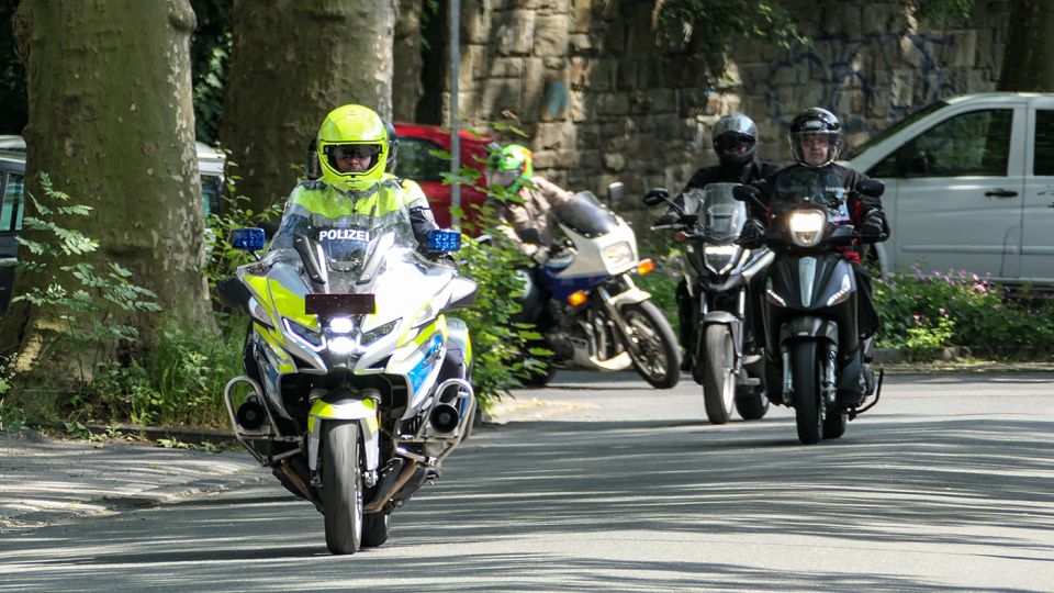 Archivbild: Am 26. Mai 2024 findet wieder eine PoliTour statt, eine gemeinsame Motorradausfahrt mit der Polizei. 